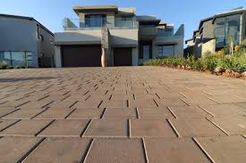 Best Custom Driveway Design  in Jasper, TN